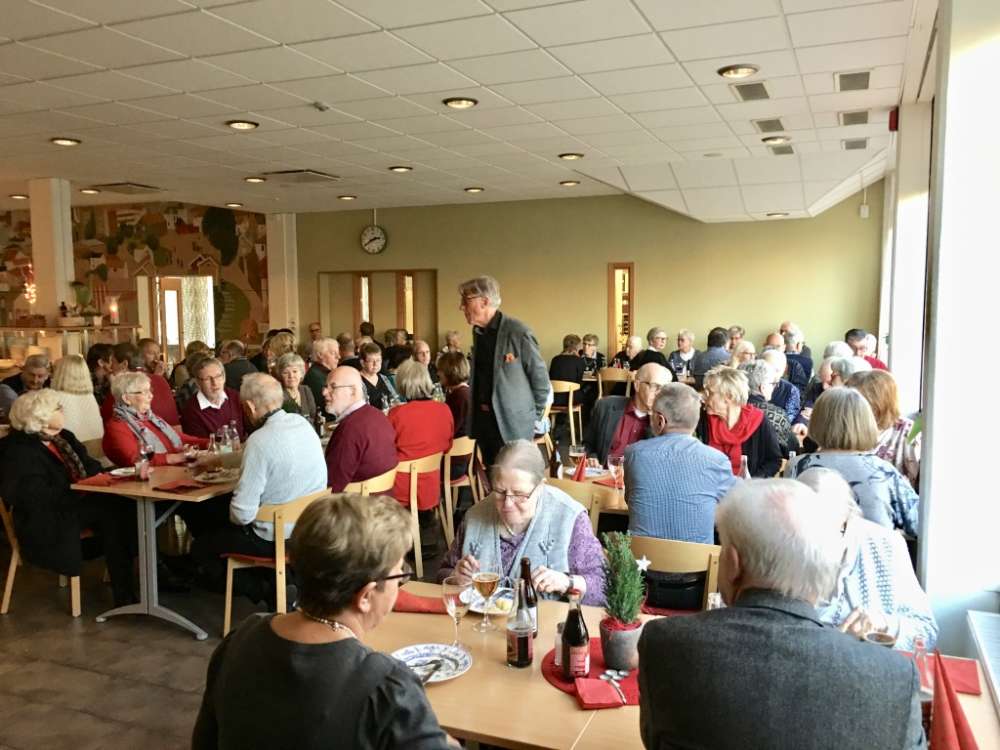 2018-12-05_Jullunch_2.jpg